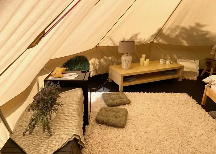 Luxuszelt Hvezdny Glamping Manetin